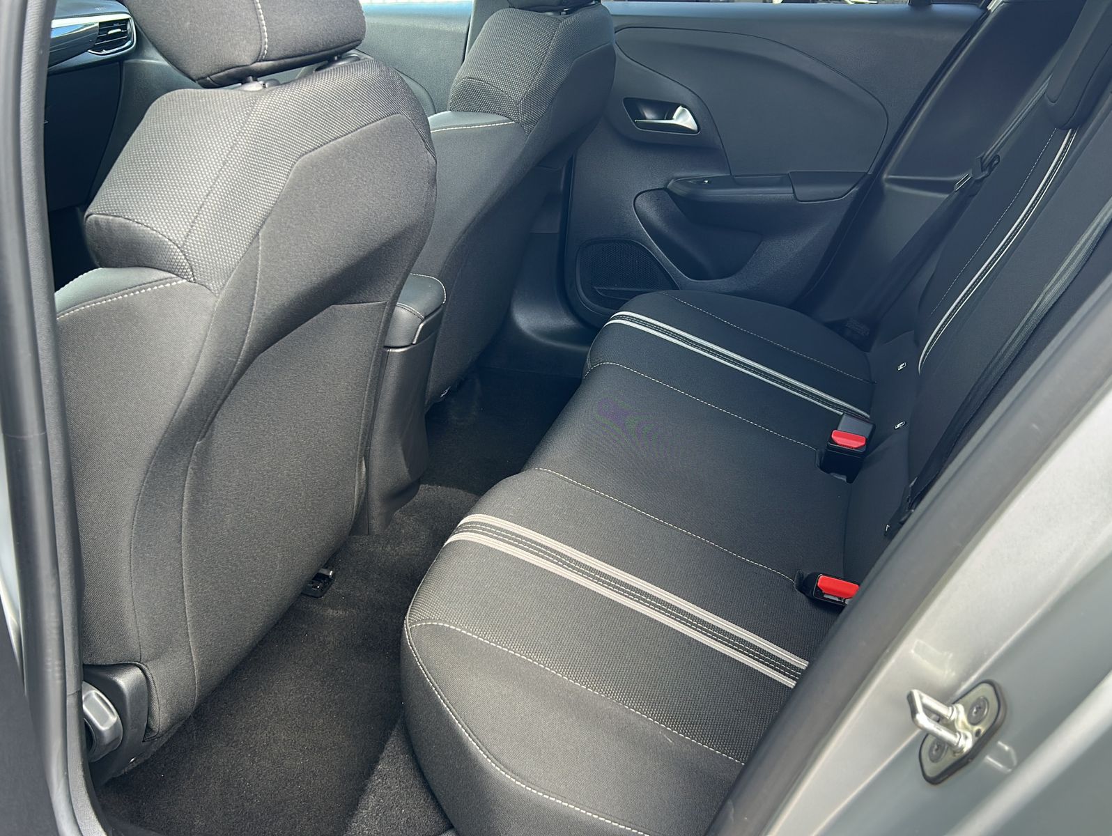 Fahrzeugabbildung Opel Corsa 1,2 GS Automatik