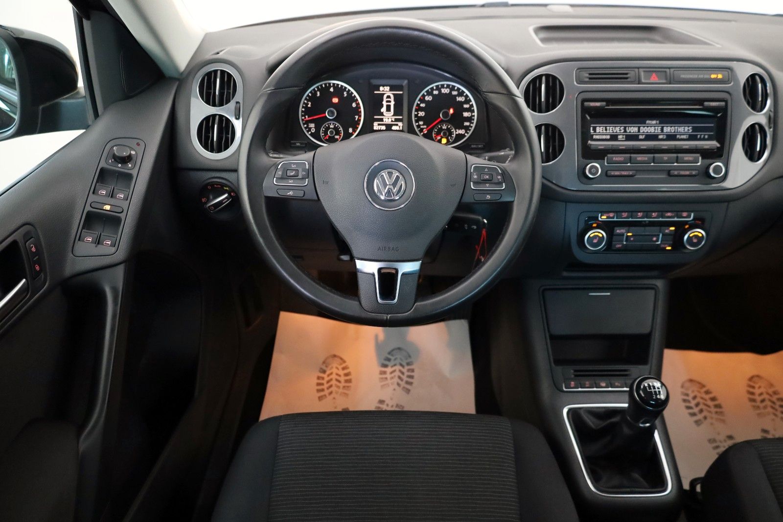 Fahrzeugabbildung Volkswagen Tiguan Trend & Fun BMT SH,PDC,8 fach bereieft
