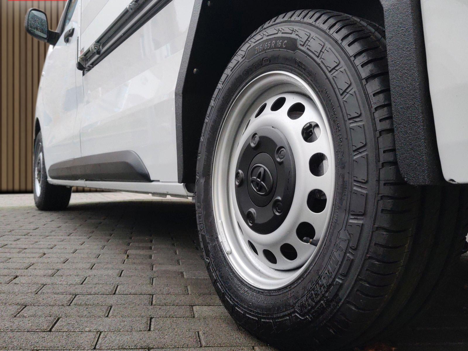 Toyota Proace L1 Pritschenaufbau Electric Work