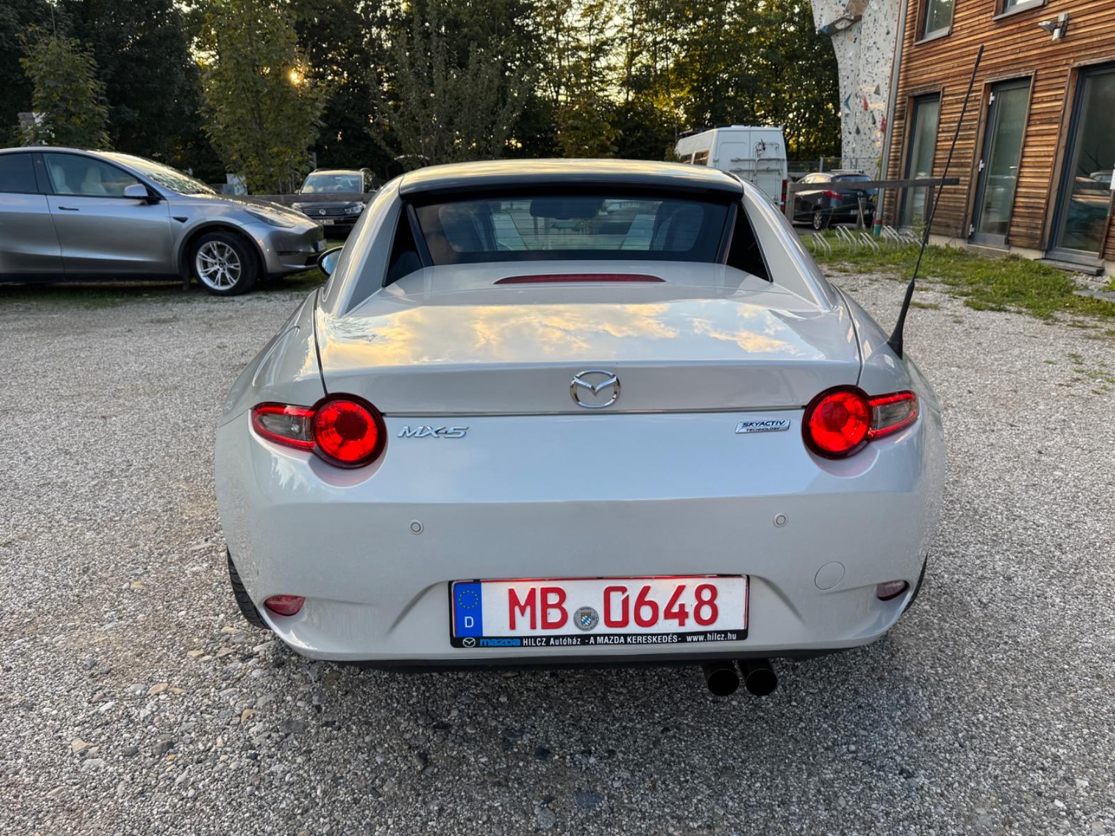 Mazda MX-5 Sports-Line RF 2.0 160PS