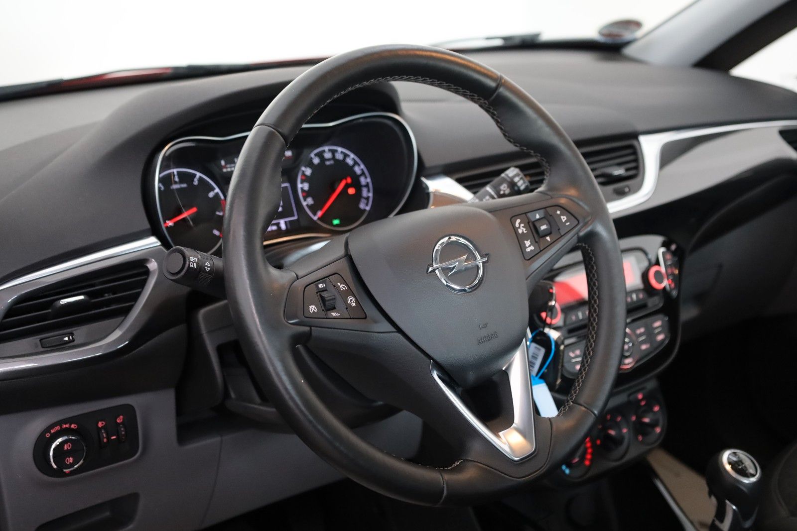 Fahrzeugabbildung Opel Corsa E Innovation ecoFlex T.Leder,Xenon,SH,PDC