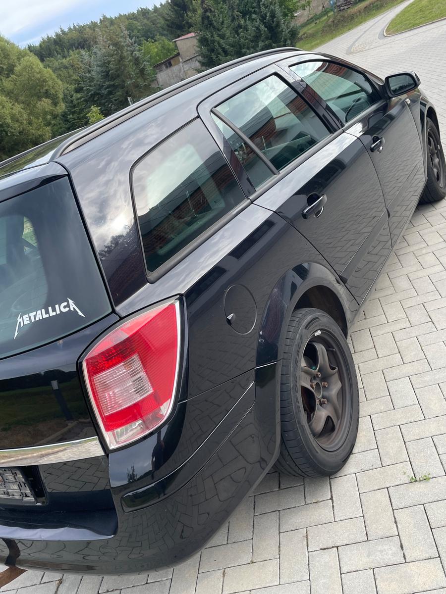 Opel Astra 2008 — photo 7