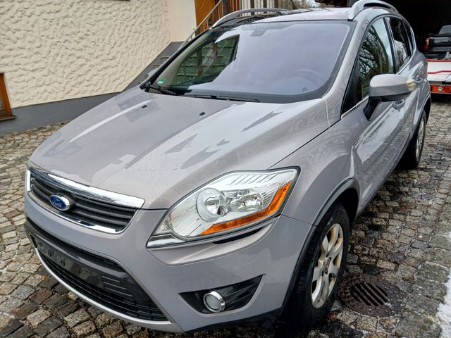 Ford Kuga TDCi 4x4  Champions Edition  KLIMAAUTOMATIK