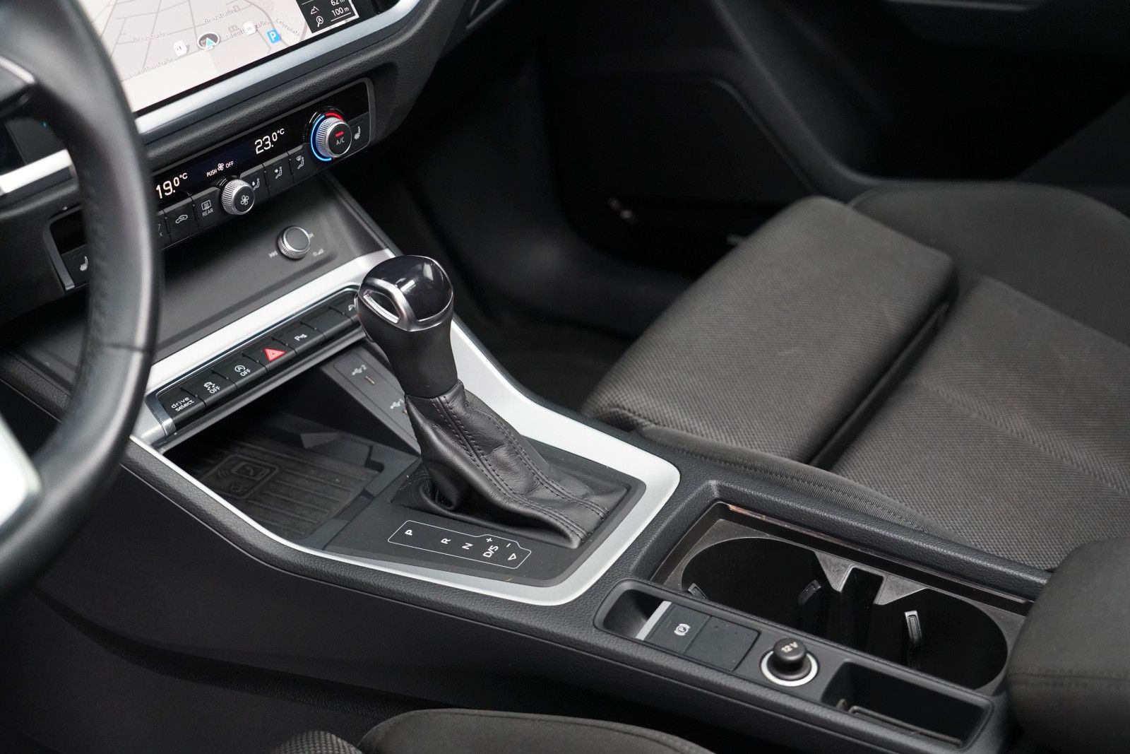 Audi Q3 Sportback 35TDI S line PANO MATRIX ESITZE KAM foto 15