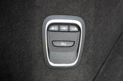 Fahrzeugabbildung Renault Espace V Elysée Navi Kamera  HeadUp Panorama ACC