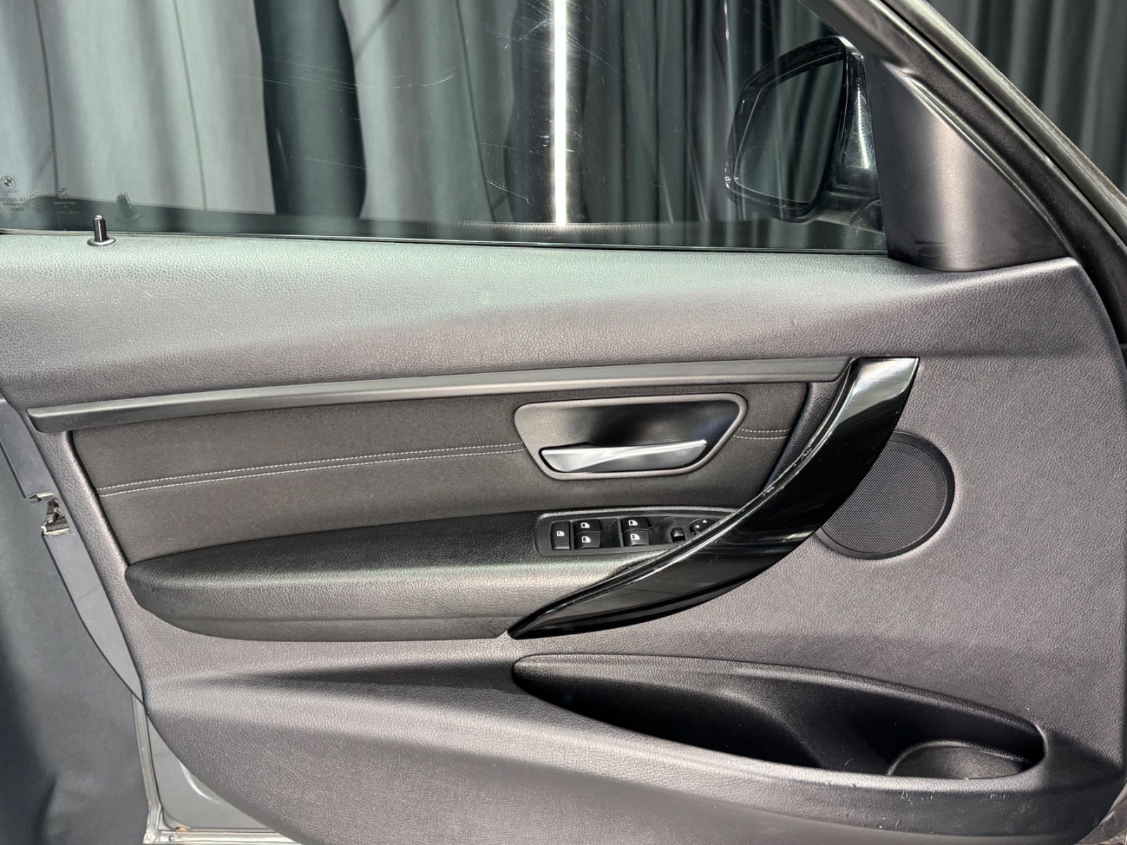 Fahrzeugabbildung BMW 320 d Touring|PANORAMA|AUTOMATIK|SPORT-LINE|