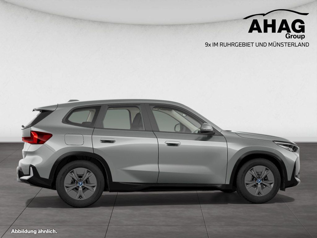 BMW iX1 - Bild 8