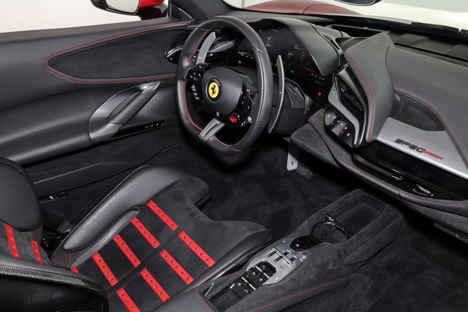 Ferrari SF 90 Spider