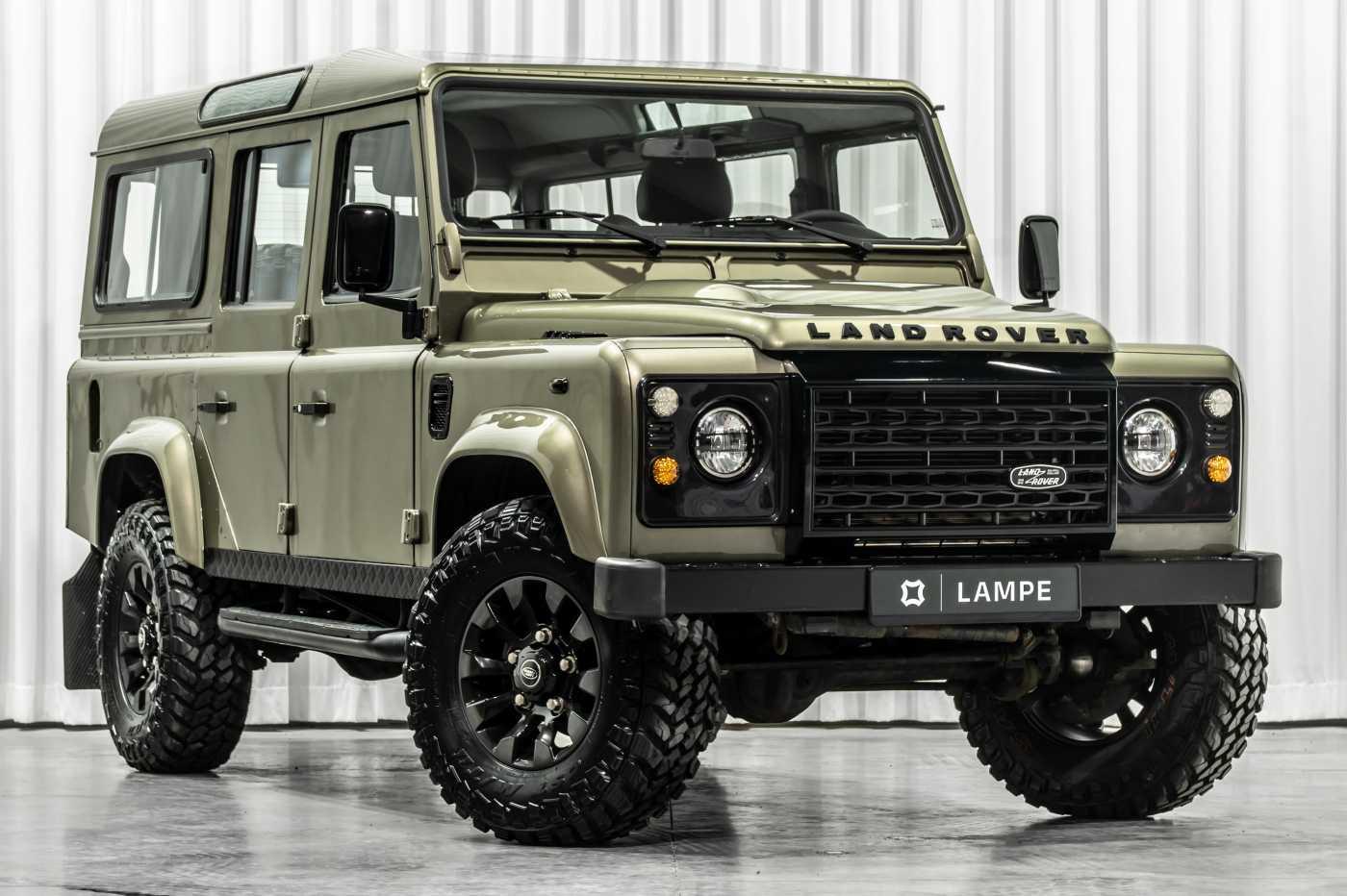 Land Rover Defender 110 TD4 Lichte Vracht Willow Green Trek