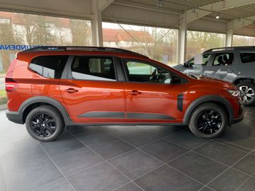 Fahrzeugabbildung Dacia Jogger TCe 110 Extreme 5-Sitzer