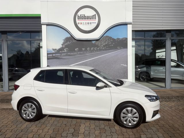 SKODA Fabia 1.0TSI Essence LED Klima Temp DAB PDC uvm