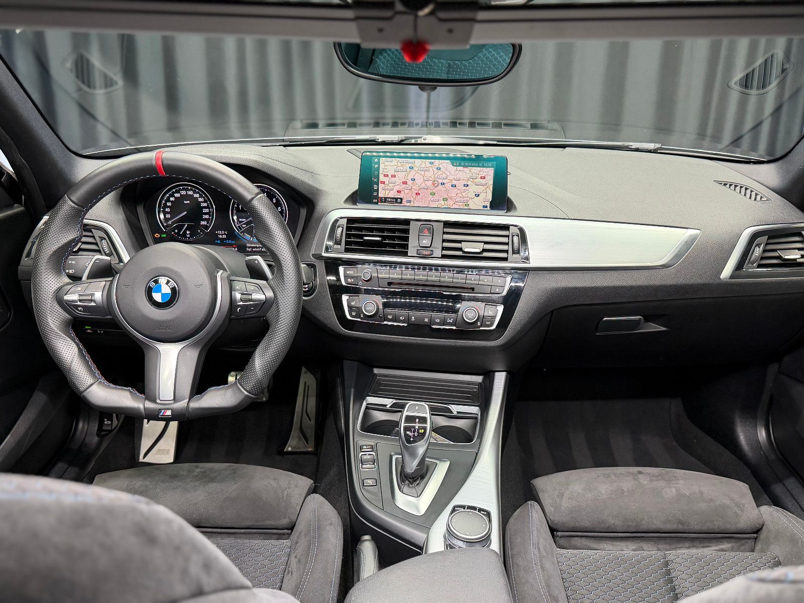 Fahrzeugabbildung BMW M140i xDrive Special Edition |LED|DEUTSCHES FZG