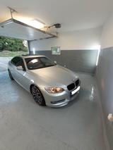 BMW 335i Coupé DKG - BMW 335 aus 2010: Coupé