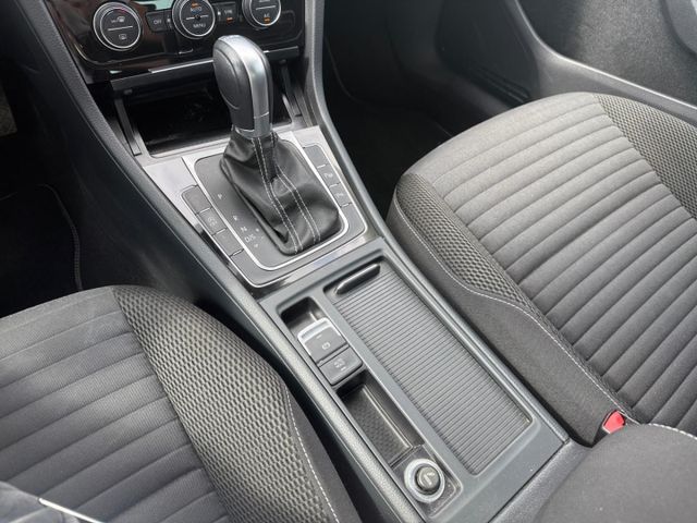 Golf 7 VII Cup 1.4 TSI SHZ PDCv+h Berganfahrass.