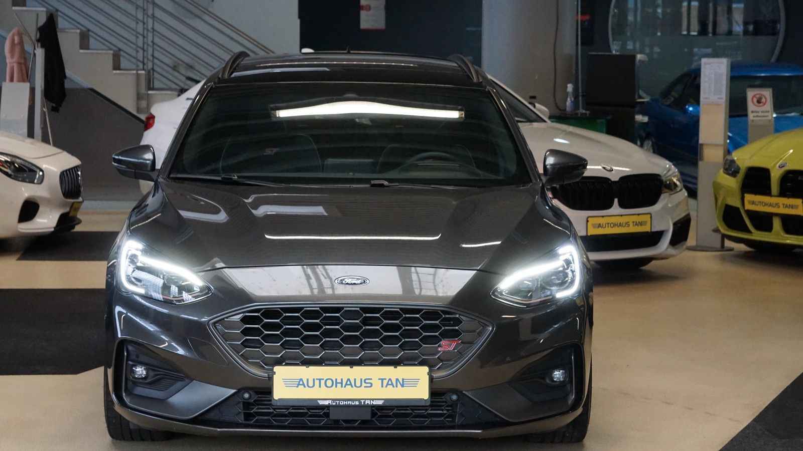 Fahrzeugabbildung Ford Focus Turnier ST * RECARO * PERFORMANCE *