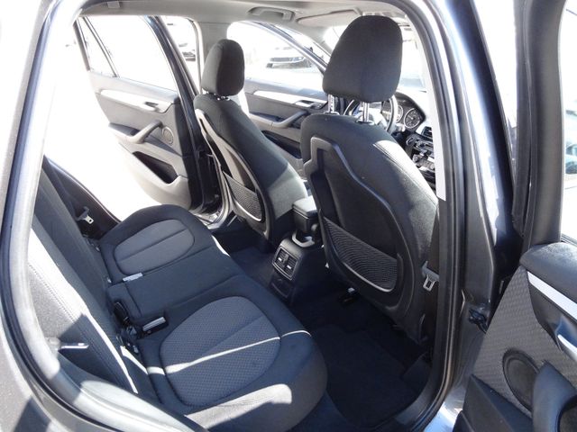 Fahrzeugabbildung BMW X1 sDrive 18 i Advantage/1.Hd/Pano/AHK/Kam/Navi/