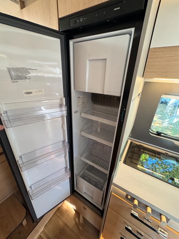 HYMER / ERIBA / HYMERCAR B MC T 550 White Line-Mercedes-Autom-Solar-Distr