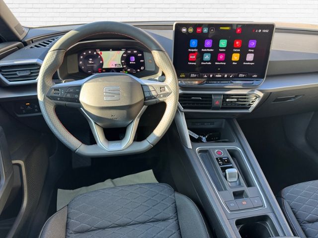 Fahrzeugabbildung SEAT Leon 1.5 eTSI FR DSG KLIMA LED ALU
