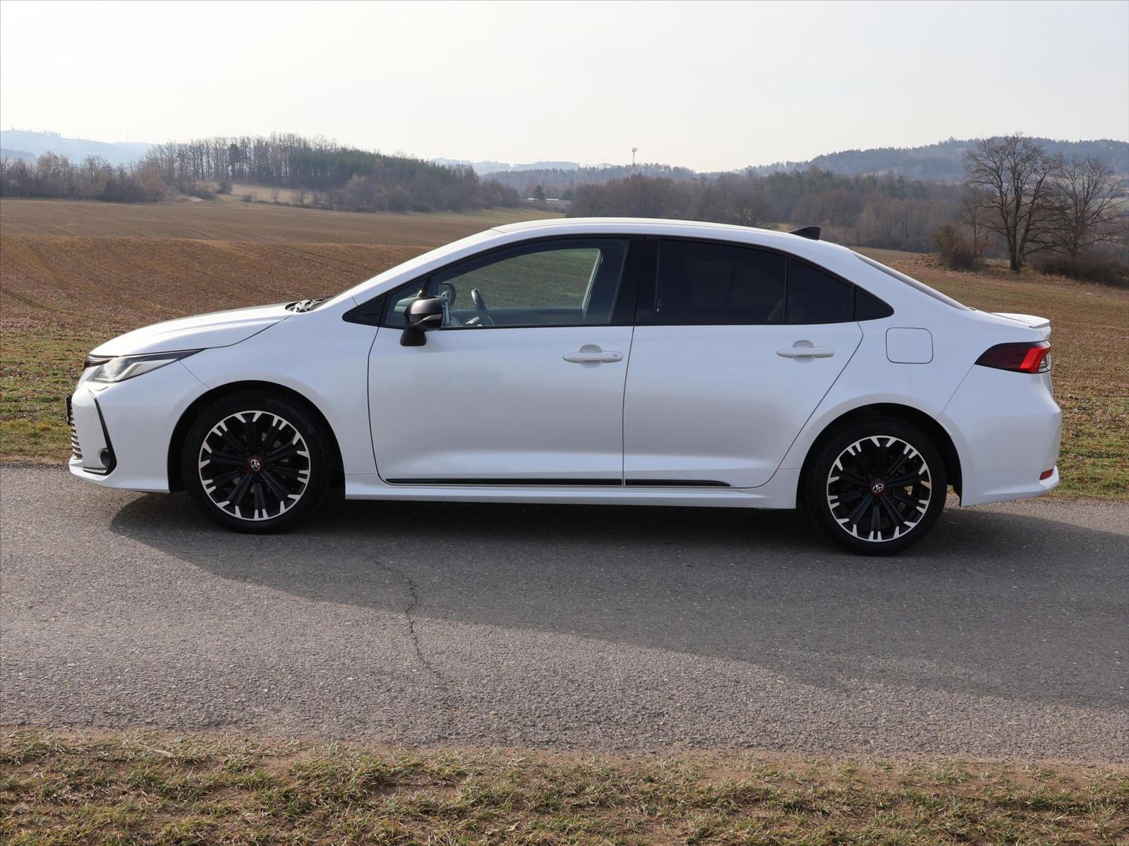 Toyota Corolla Hybrid e-CVT 1.Maj DPH