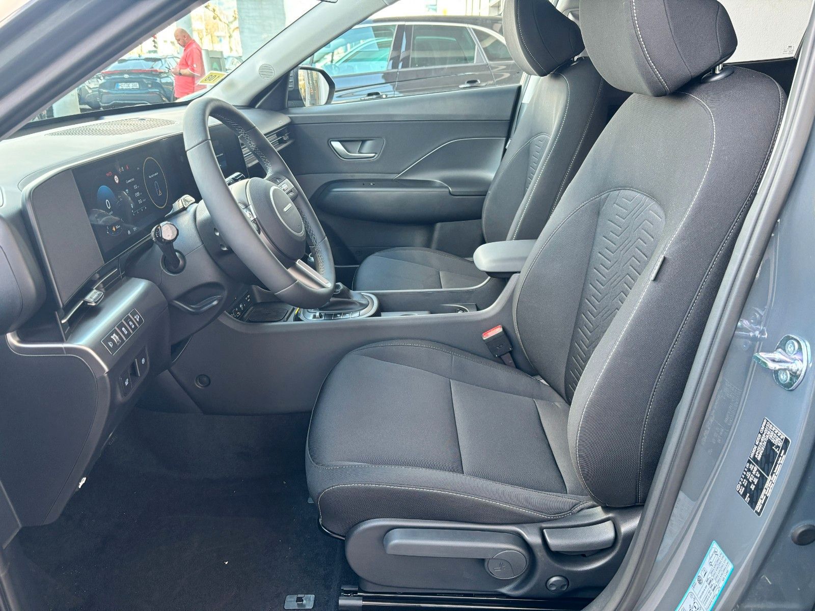Fahrzeugabbildung Hyundai Kona 1.6 T-GDI Trend KlimaA,LED,Navi,SHZ,el.Heck