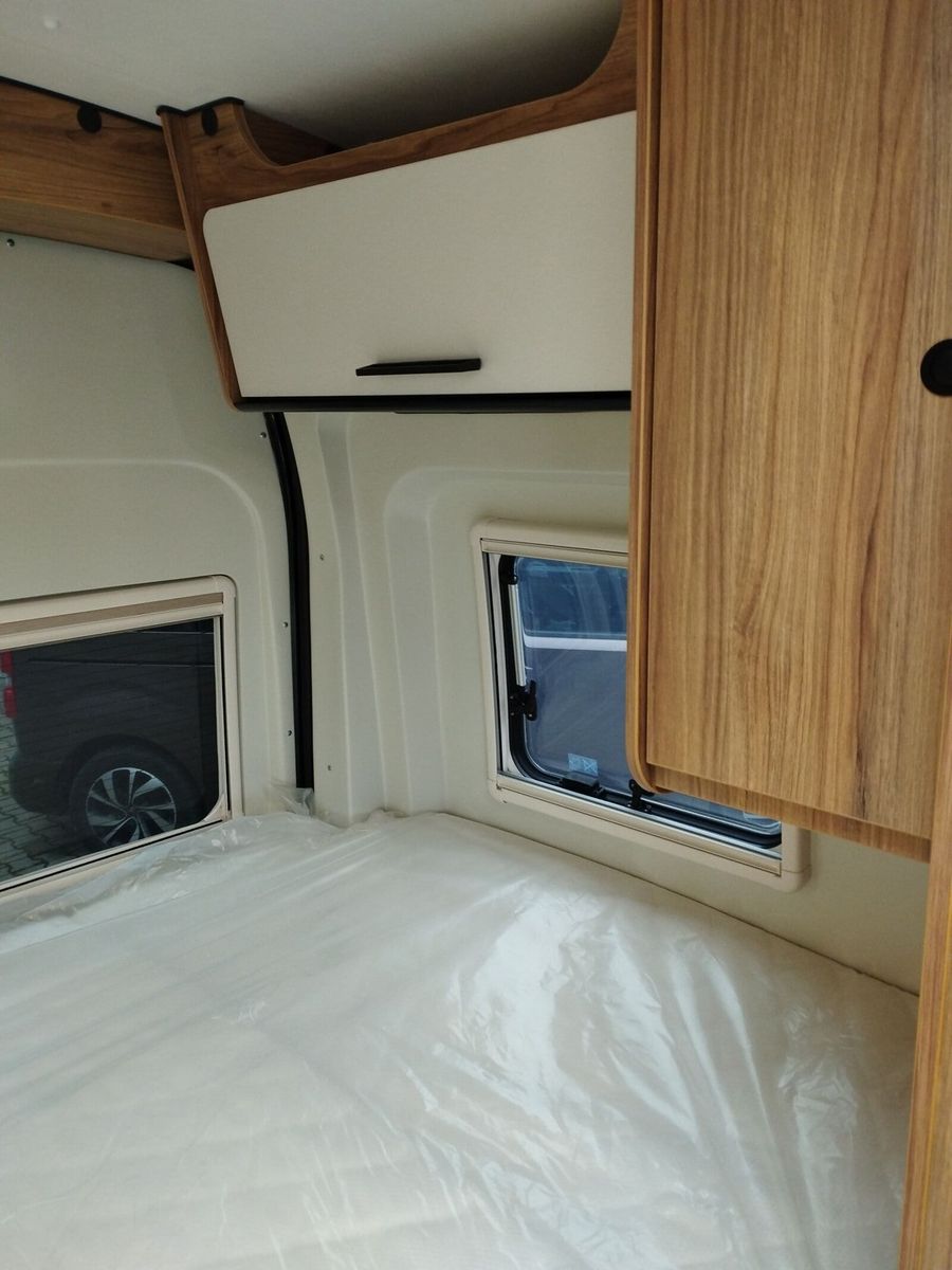 Fahrzeugabbildung Karmann Dexter 4x4 DE 560 AW Allrad 4x4, Rückfahrkamera