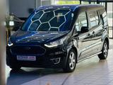 Ford Grand Tourneo-Behindertengerecht-Rampe-Titanium - Ford Grand Tourneo mit Diesel-Antrieb: Automatik