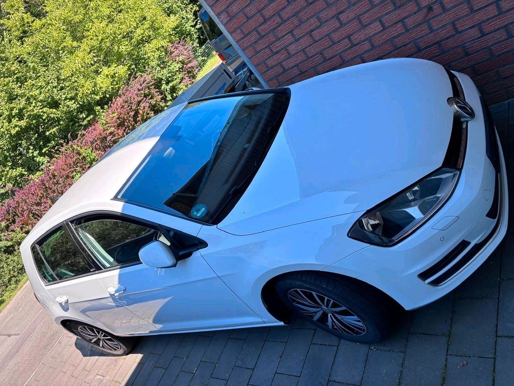 Image of Volkswagen Golf
