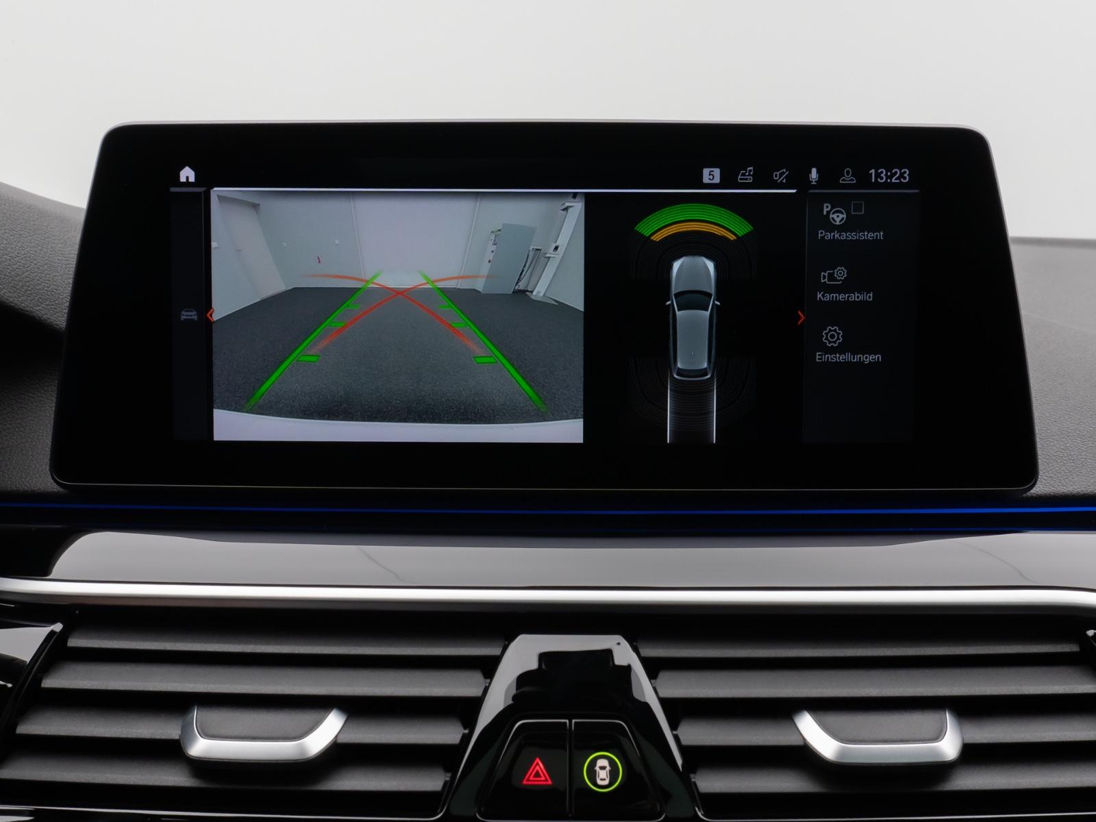 BMW 520d xD Tour Sport Line Pano H/K Exklusiv Paket