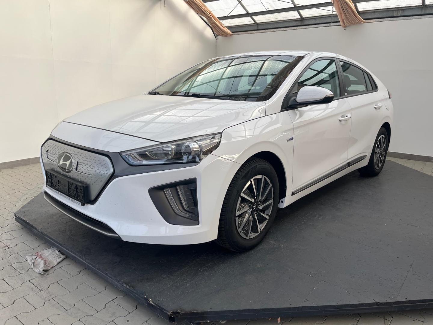 Hyundai IONIQ Trend Facelift Elektro TREND Nav Apple Car