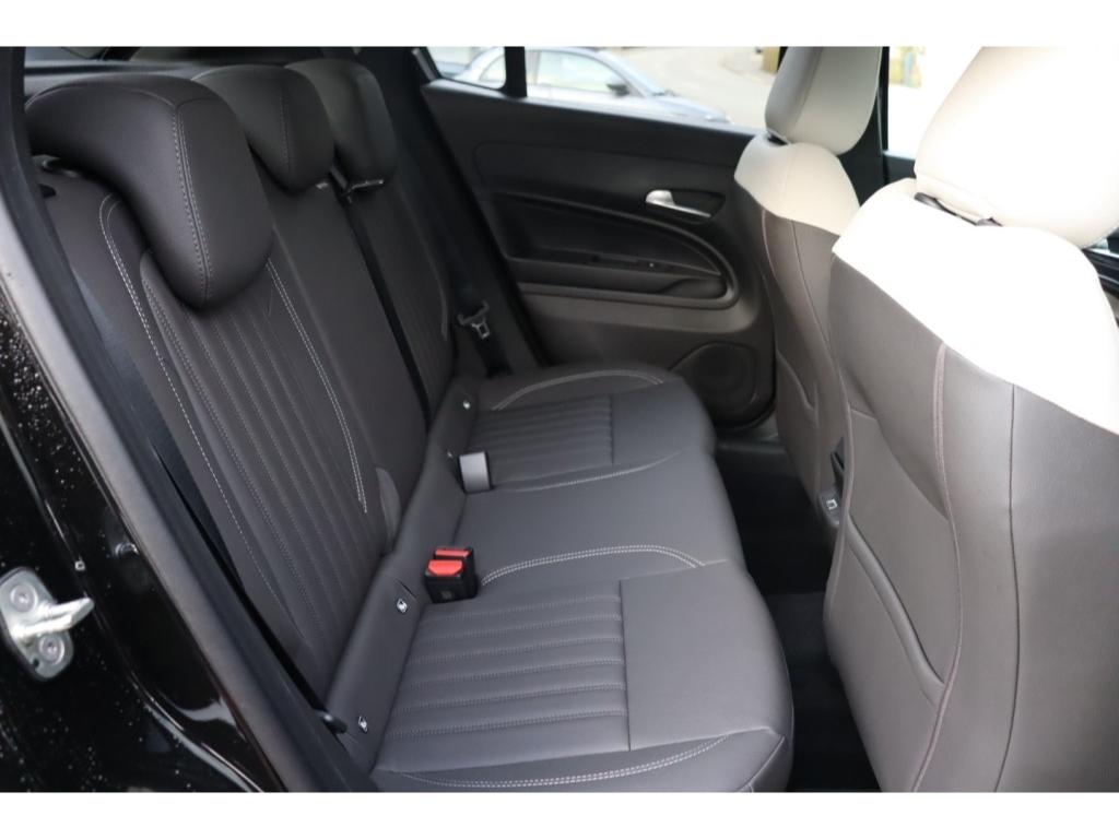 Fiat 600 HYBRID LA PRIMA 1.2 110 PS DCT6 LED NAVI KAM