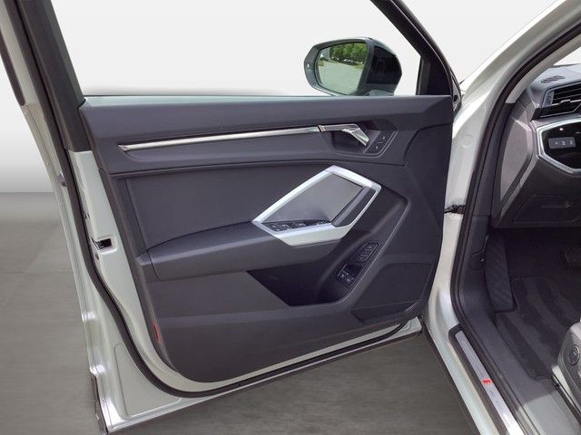 Audi Q3 Sportback 45TFSIe S-line Matrix LED Scheinwer foto 12