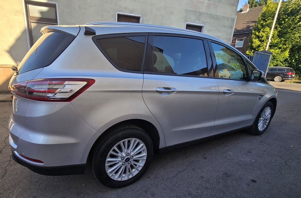 Image of Ford S-Max