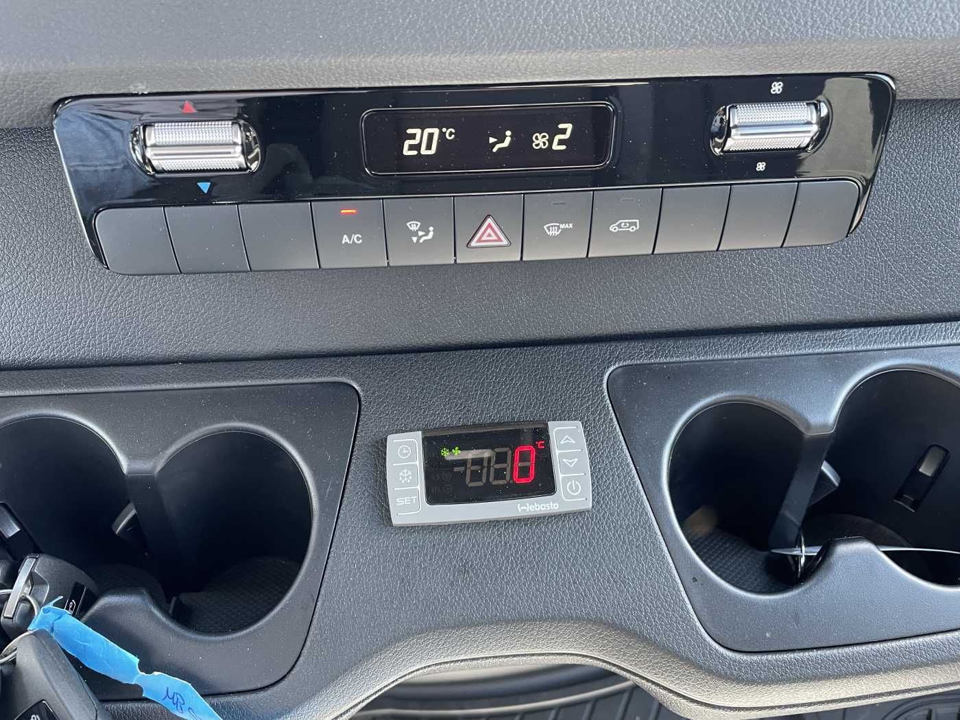 Fahrzeugabbildung Mercedes-Benz Sprinter 315 CDI Frischdienst Fahr-/Standkühlung