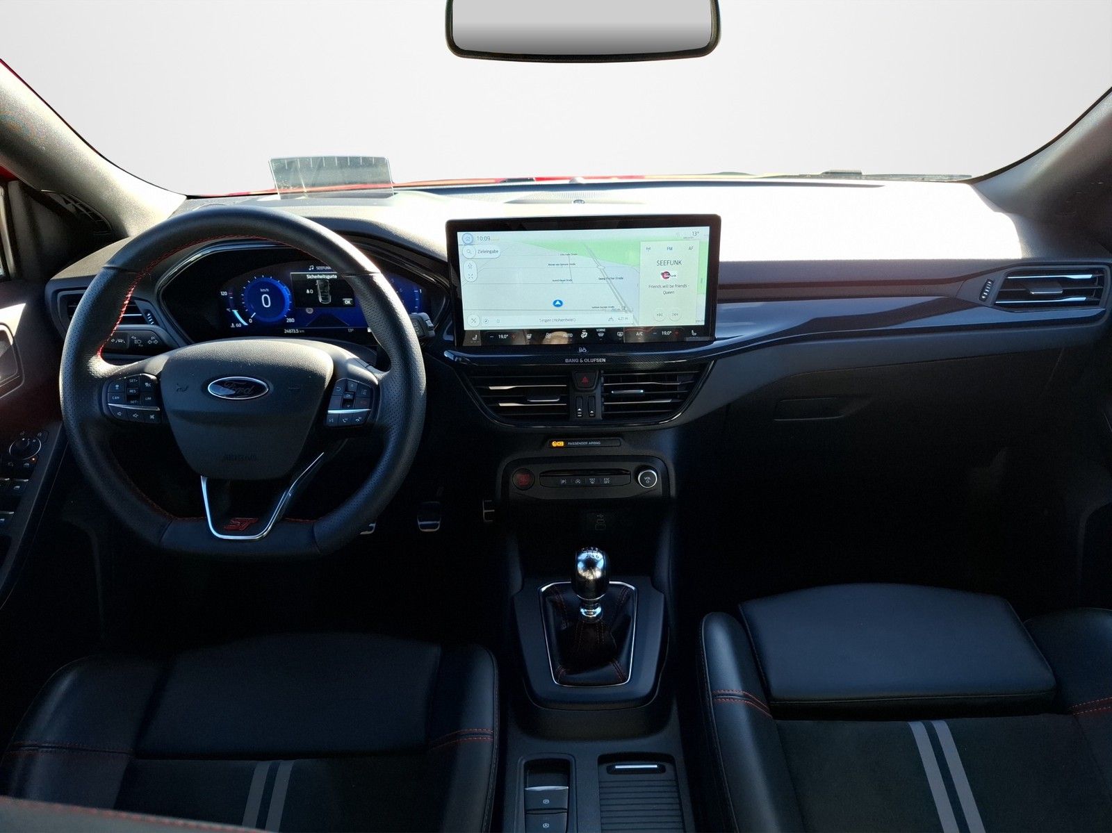 FORD Focus ST X 2.3 KLIMA / LED / ACC / HEAD-UP / BAN - Image 10