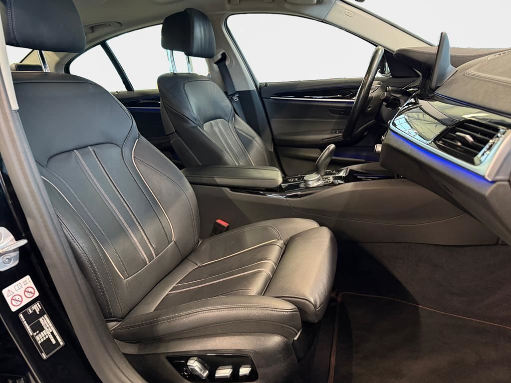BMW 540d xDrive LuxuryLine AHK+Pani+Innovationpaket foto 14