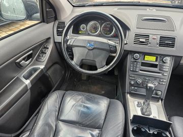 Volvo XC90 - 10