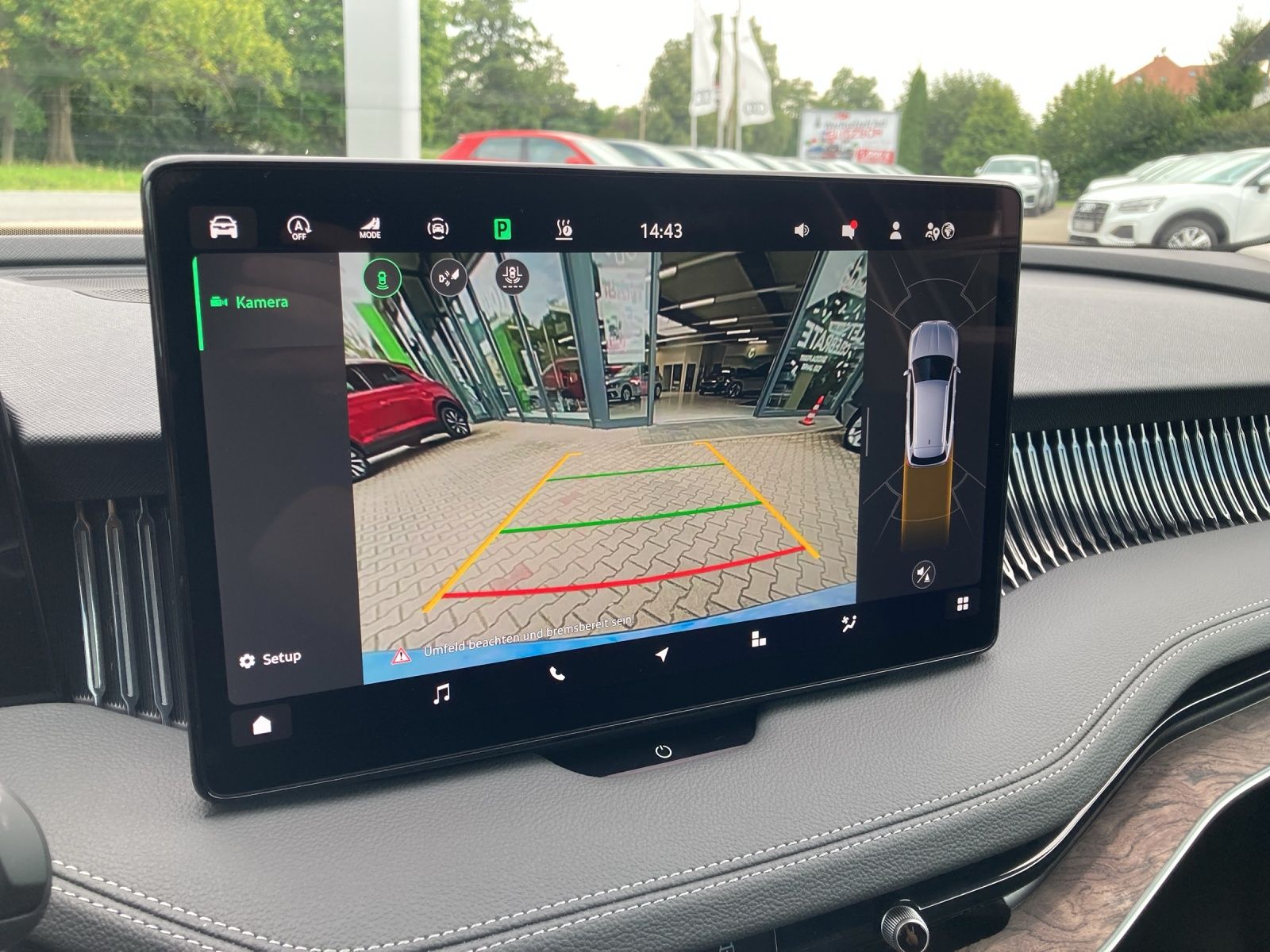 Fahrzeugabbildung SKODA Superb Combi L&K 2.0 TDI 142kW 4x4 L&K Matrix, S