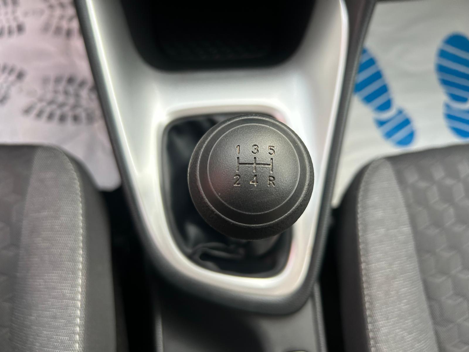 Toyota Yaris Comfort/KLIMA/KAM/APPLE CP/ACC/TÜV NEU/