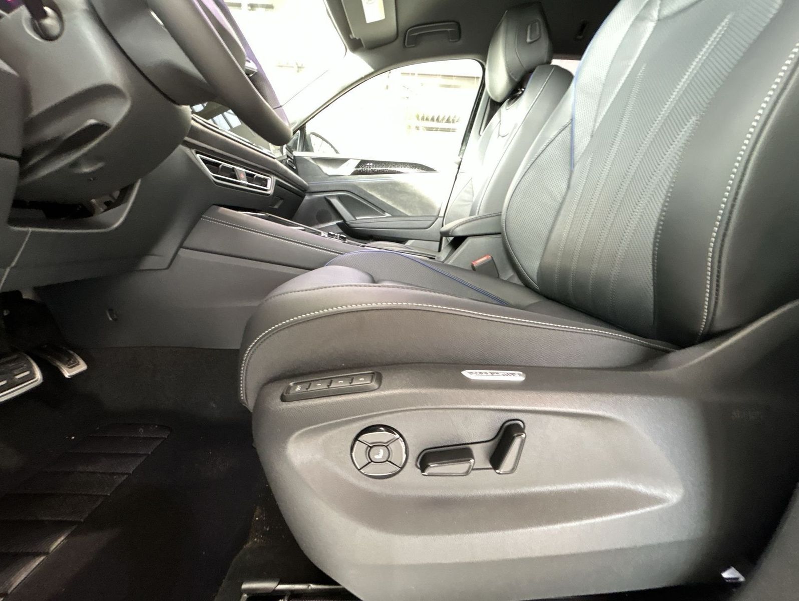 Volkswagen Tiguan - Bild 15