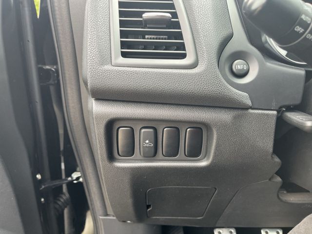 ASX Edition+ 2WD 1.6l Mivec NAVI KLIMA BT KEYLES