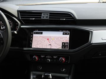 Audi Q3 - 10