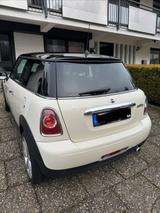 MINI Cooper 1.6 Diesel neuer TÜV scheckheftgepflegt - MINI Cooper D von privat