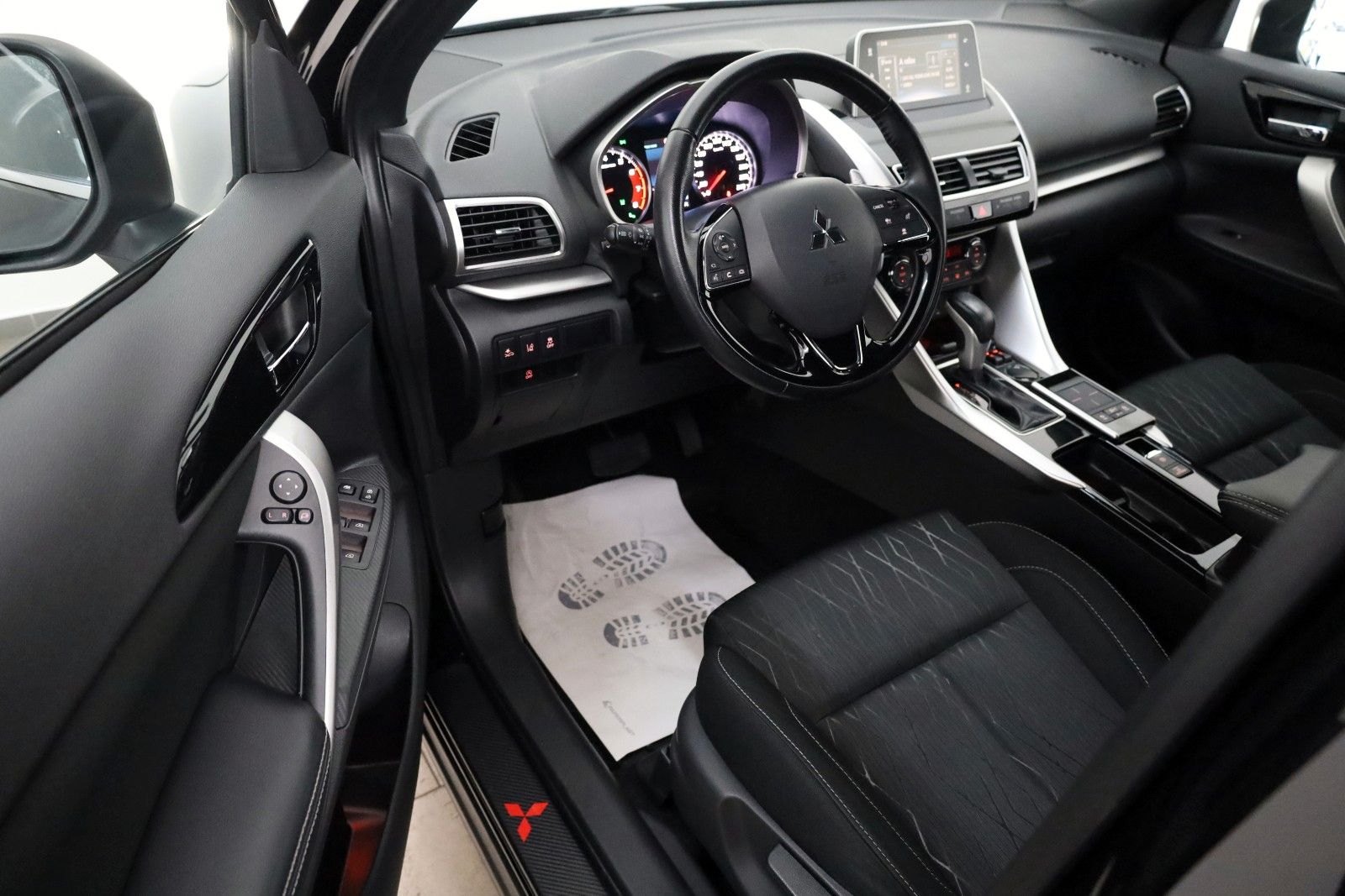 Fahrzeugabbildung Mitsubishi Eclipse Cross Diamant Edition+ Led,Kamera,ACC
