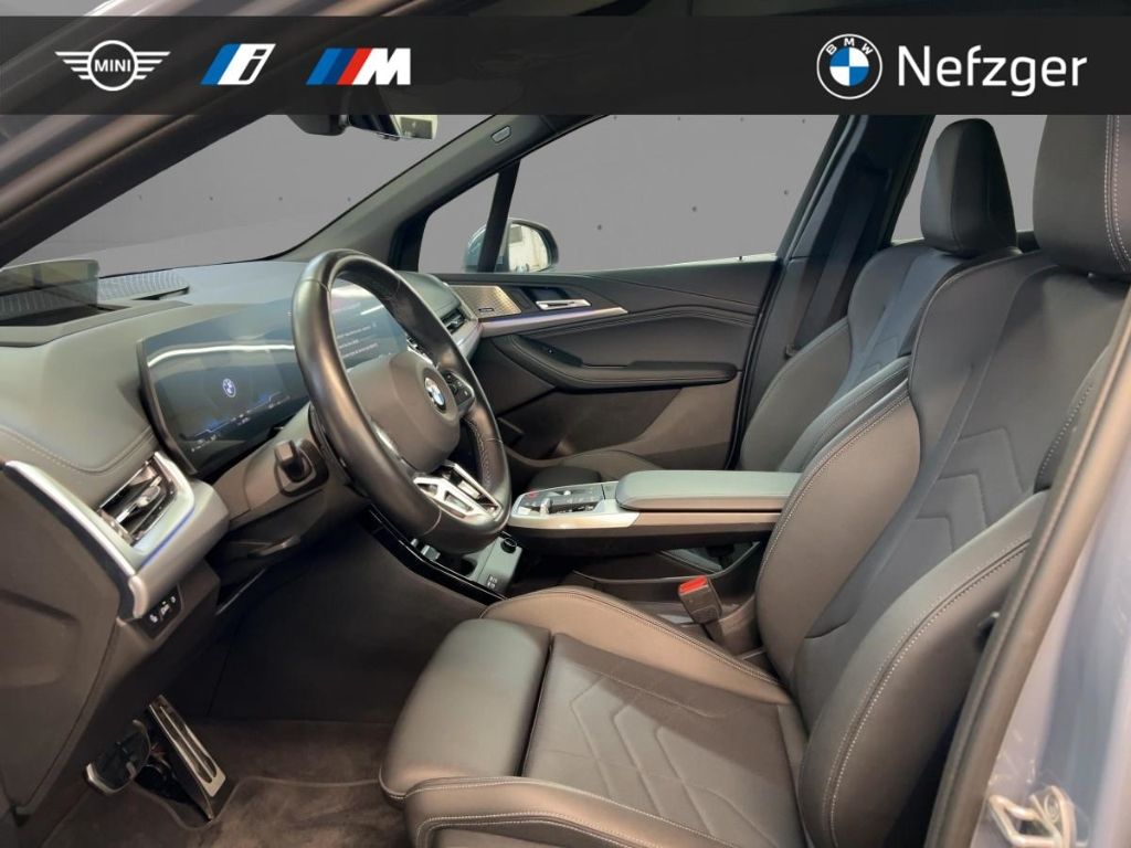 BMW 223 Active Tourer i M Sport H&K HUD PANO RFK foto 7