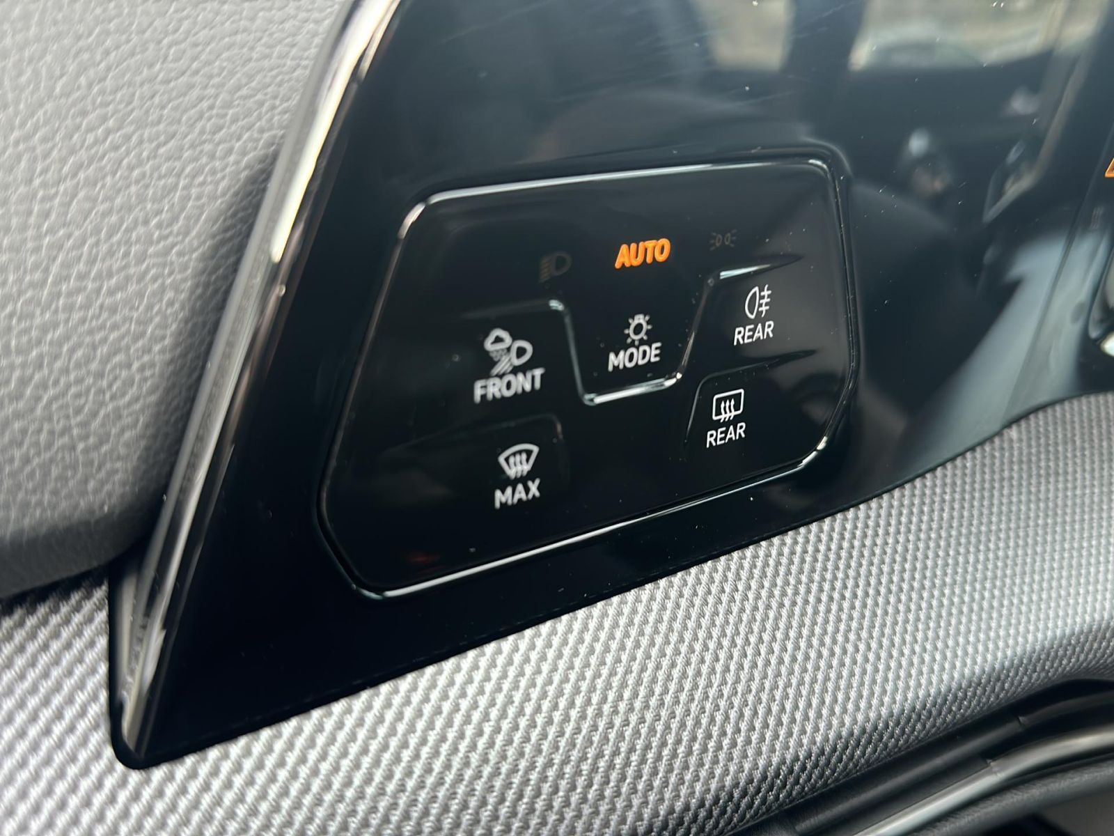 Volkswagen Golf - Bild 12