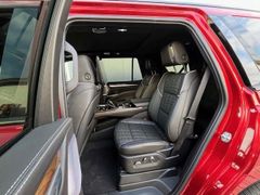 CADILLAC Escalade Sport Platinum 6.2l Modell 2025