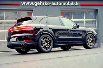 Porsche Cayenne*Luft,AHK,ACC,BOSE,Beifahrerdisplay,Pano*