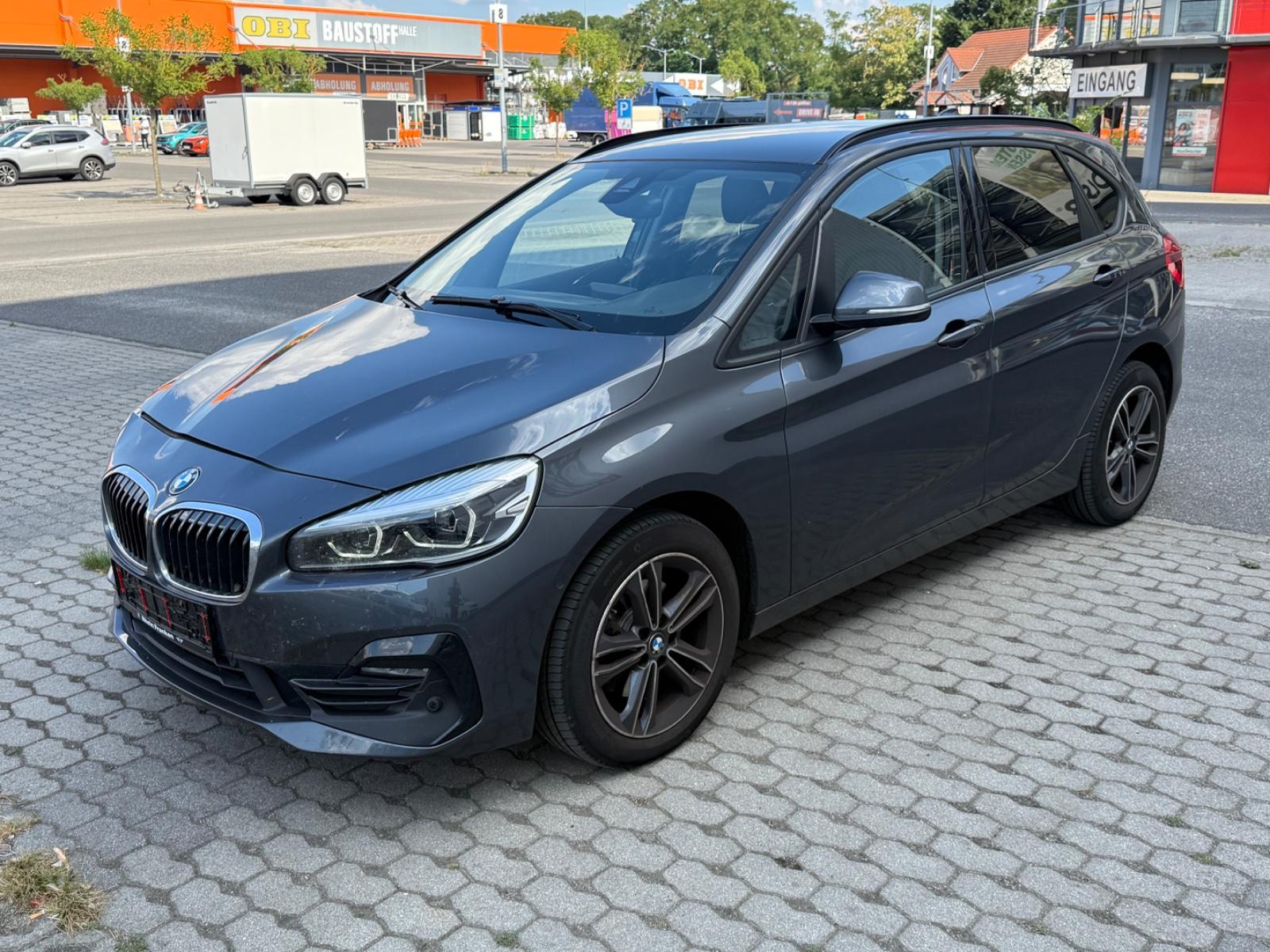 BMW 218 Active Tourer AUTOMATIK NAVI LEDER SHZ
