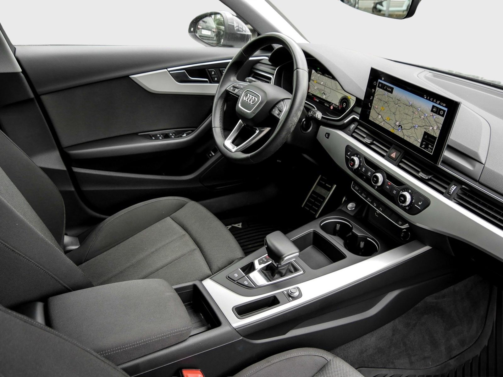 Audi A4 Avant advanced 40 TDI S tronic Nav+ Matrix AH imagem 3