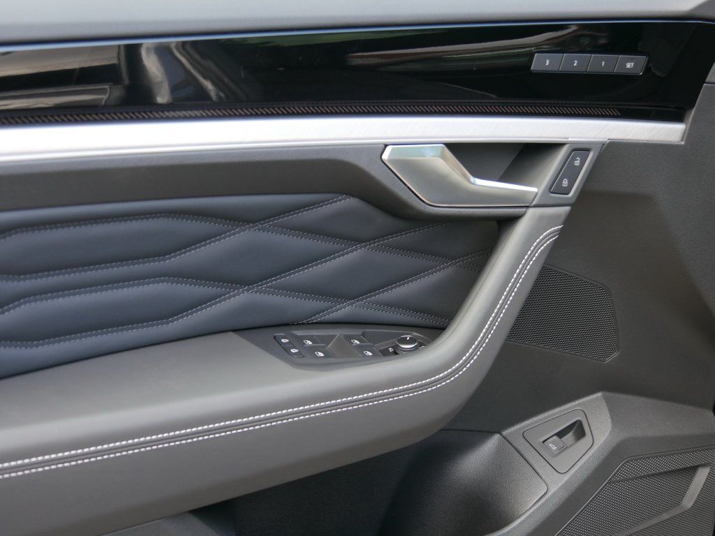 Fahrzeugabbildung Volkswagen Touareg 3.0 TDI 4Mot. R-Line AHK Kamera ACC DYNA